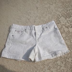 White shorts size 7